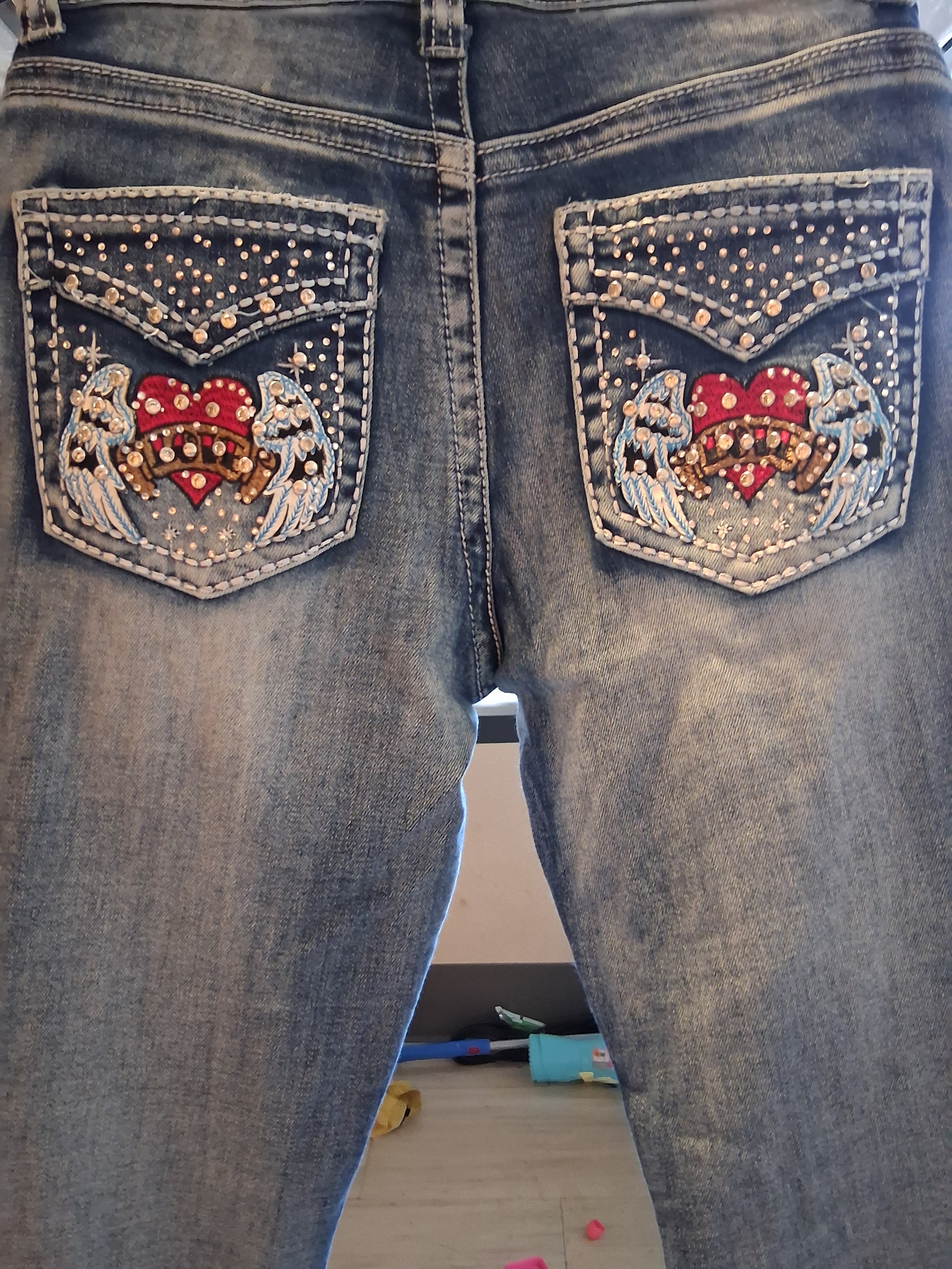 Disclose Women’s Faded Blue Straight-Leg Jeans